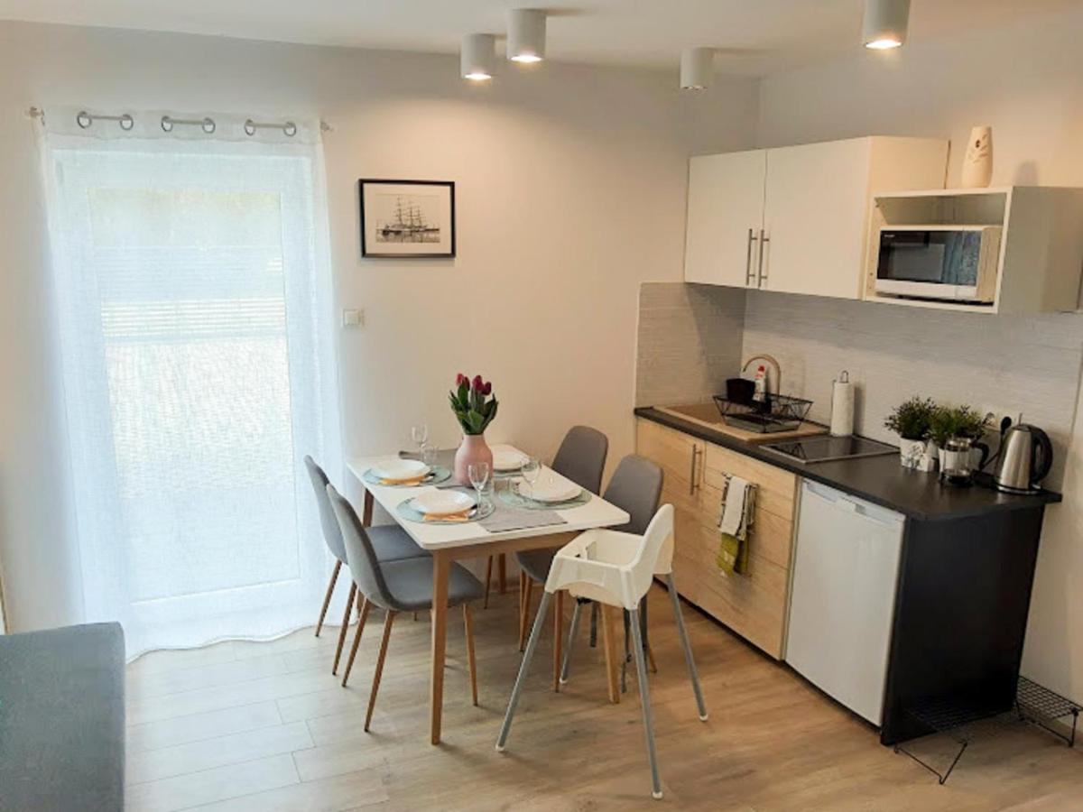 Blekit Apartamenty Przy Jastrzebiej Mieroszyno Εξωτερικό φωτογραφία