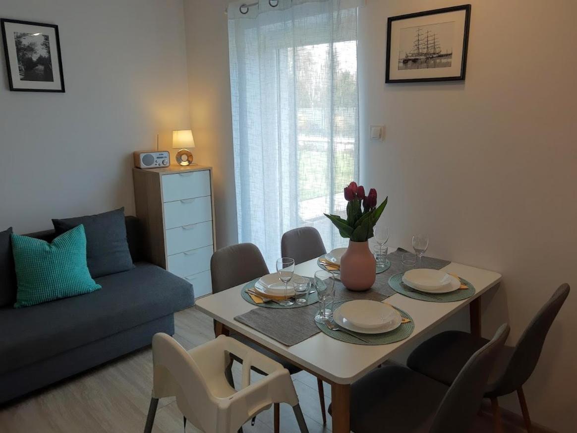 Blekit Apartamenty Przy Jastrzebiej Mieroszyno Εξωτερικό φωτογραφία
